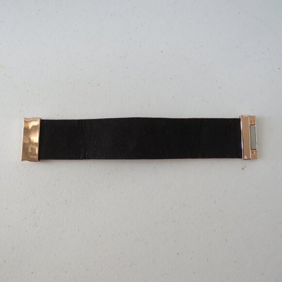 Natural Amethyst Chips Rhinestones Suede Leather Magnetic Clasp Bracelet - Picture 9 of 15